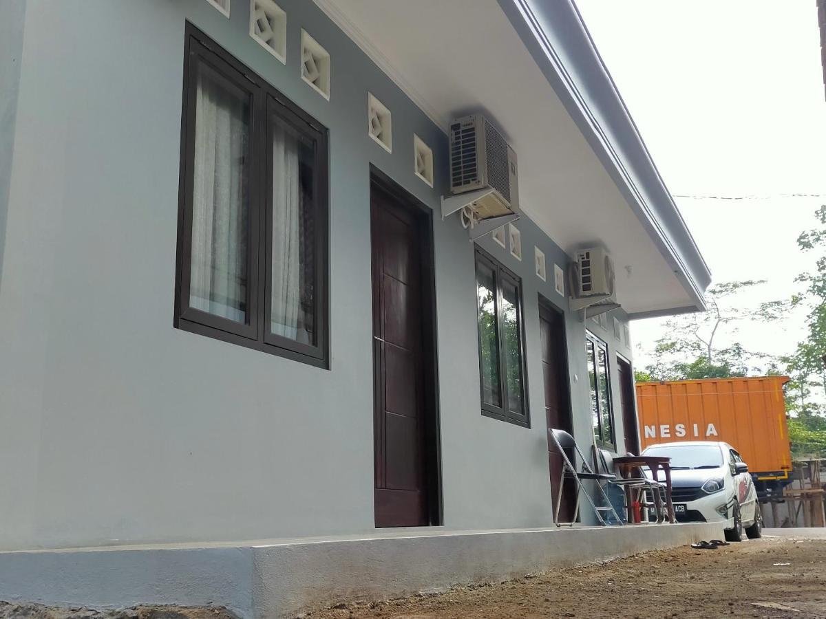 Aqsa Guest House Ciamis Syariah Ngoại thất bức ảnh