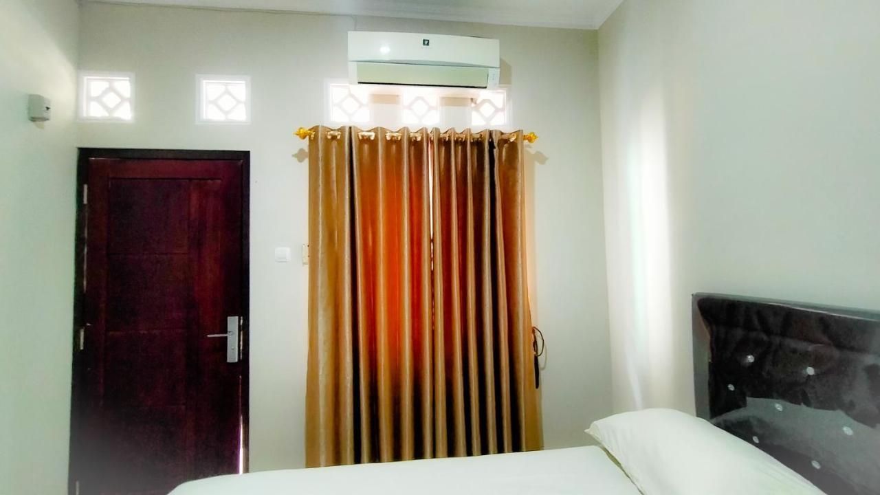 Aqsa Guest House Ciamis Syariah Ngoại thất bức ảnh