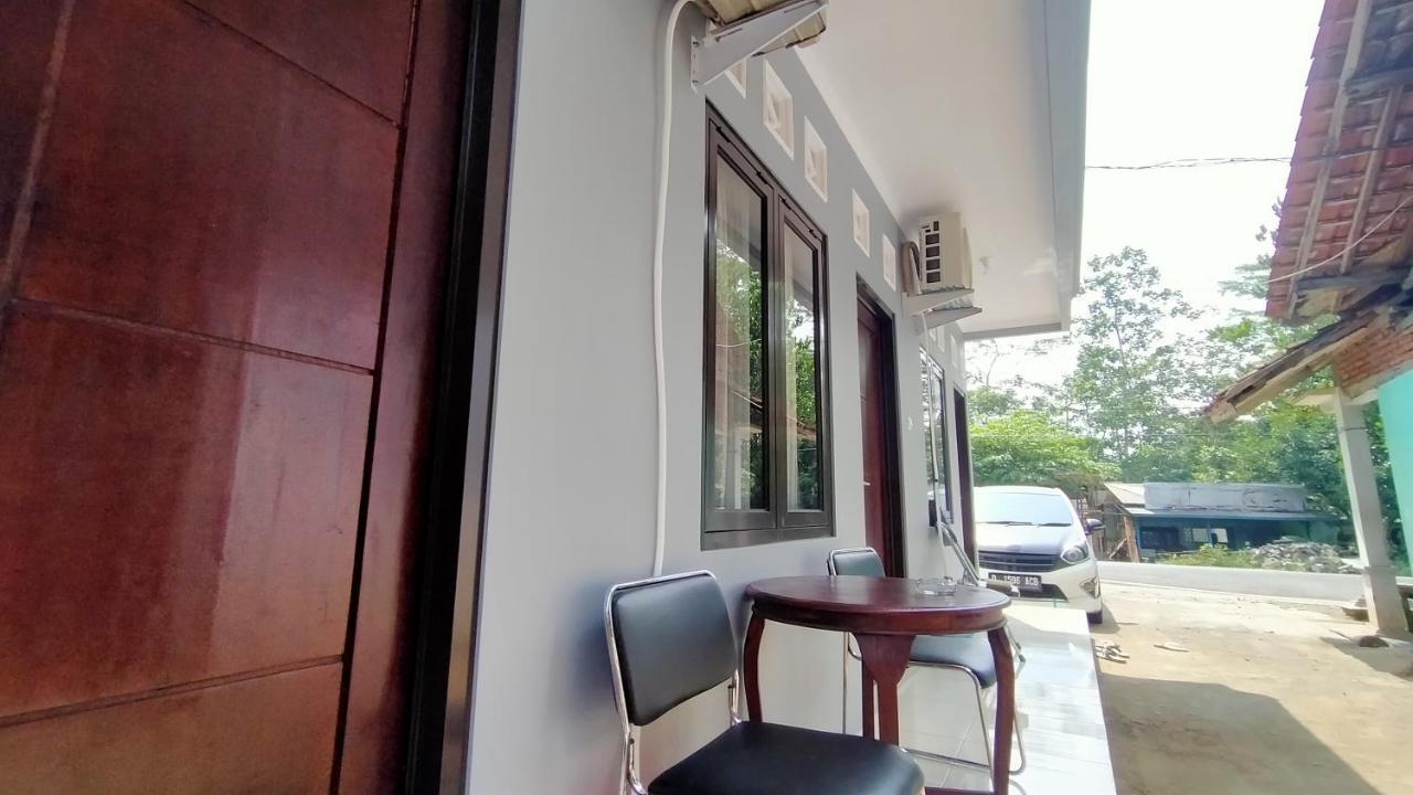 Aqsa Guest House Ciamis Syariah Ngoại thất bức ảnh