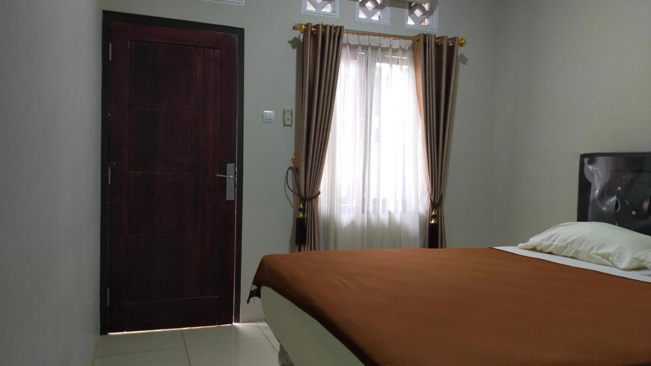 Aqsa Guest House Ciamis Syariah Ngoại thất bức ảnh
